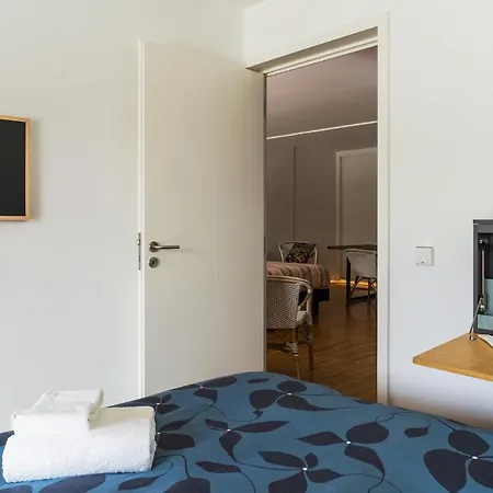 Appartement Insight River View - Pool & Garage