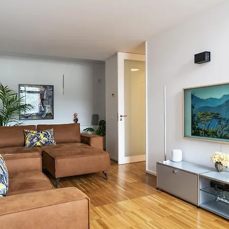 Apartment Insight River View - Pool & Garage